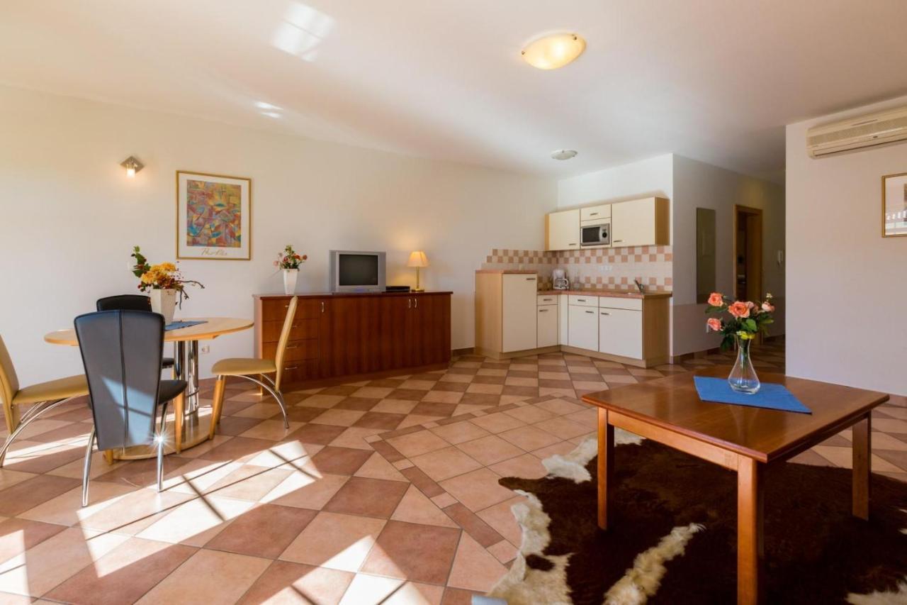 Villa Barbara Crikvenica Oda fotoğraf