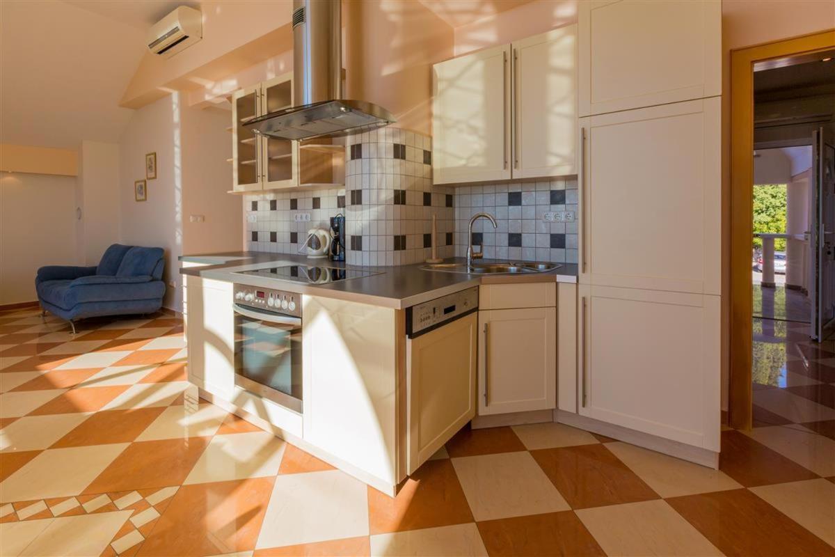 Villa Barbara Crikvenica Oda fotoğraf
